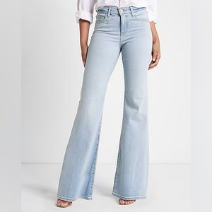 Express 6 Long 70’s Flare Jeans light wash mid rise